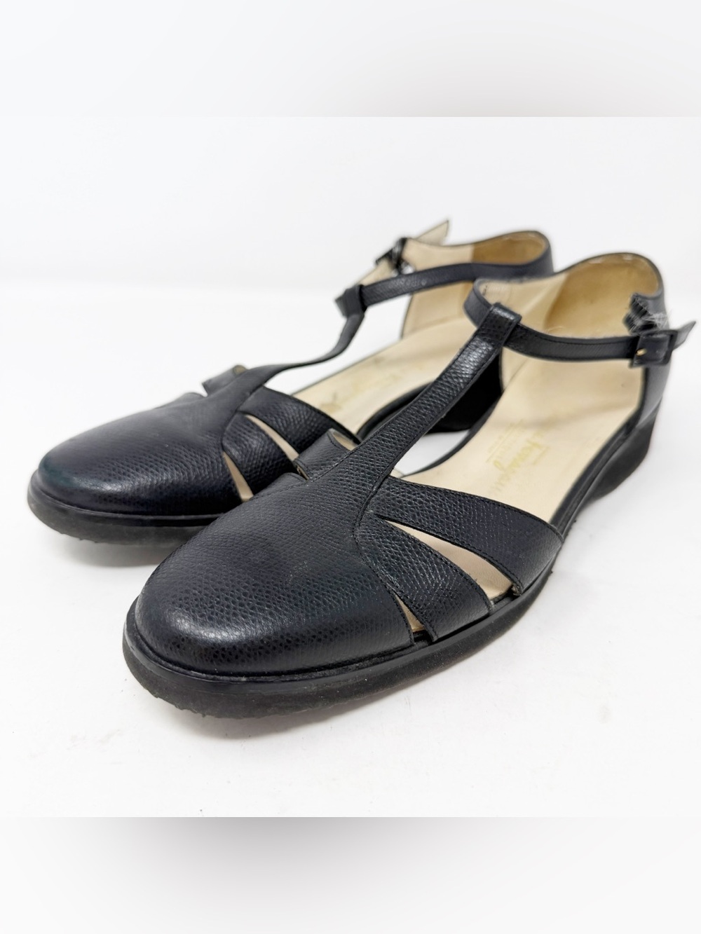 Salvatore Ferragamo T-Strap Wedge Sandals Black Pebbled Leather 6.5 B Designer